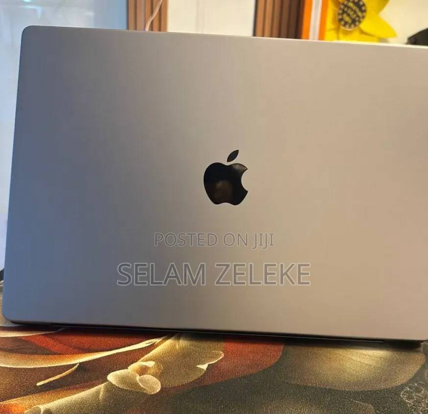 New Laptop Apple MacBook Pro 2021 M1 32GB Apple M1 Max SSD 1T
