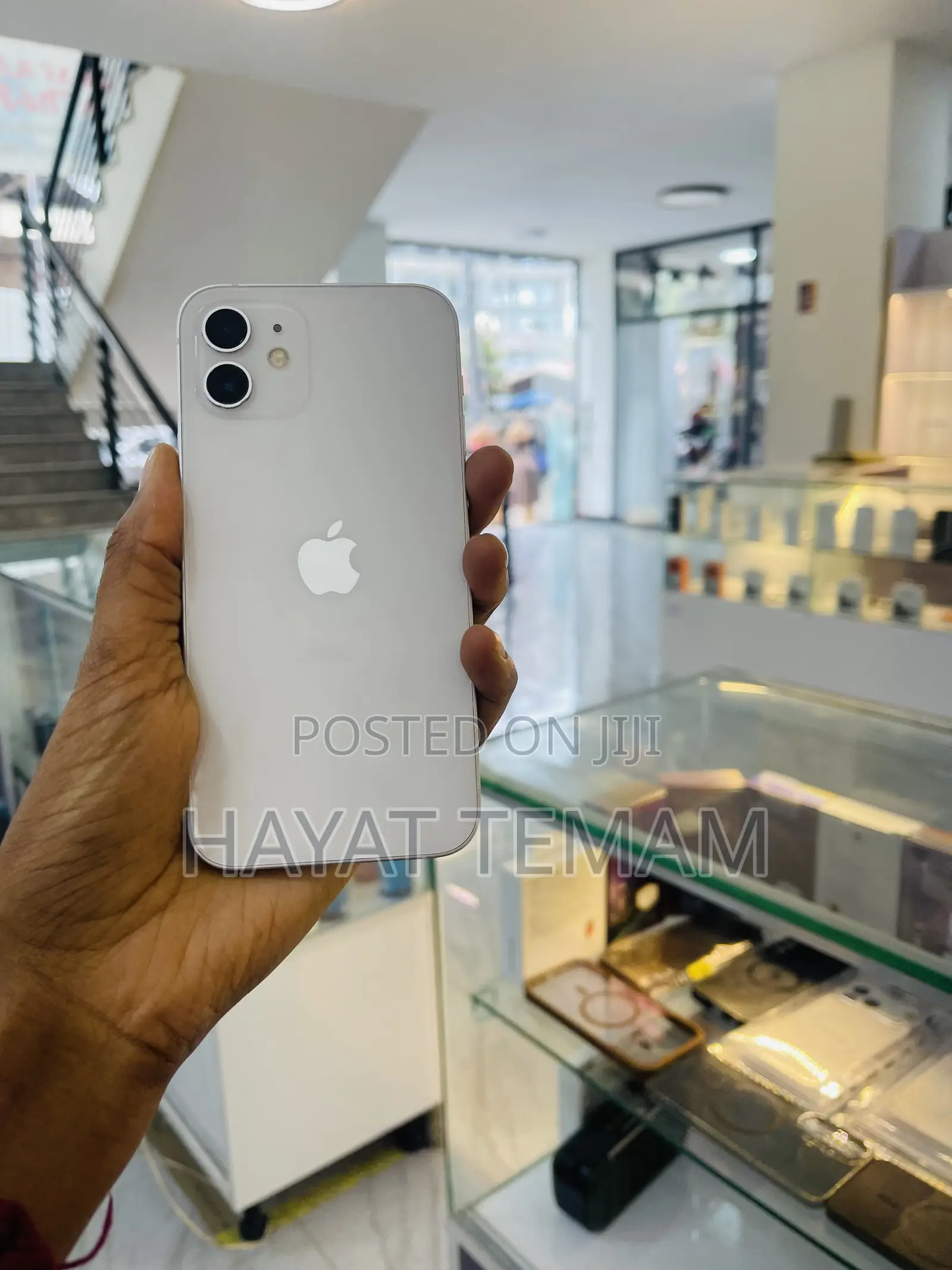 Apple iPhone 12 64 GB
