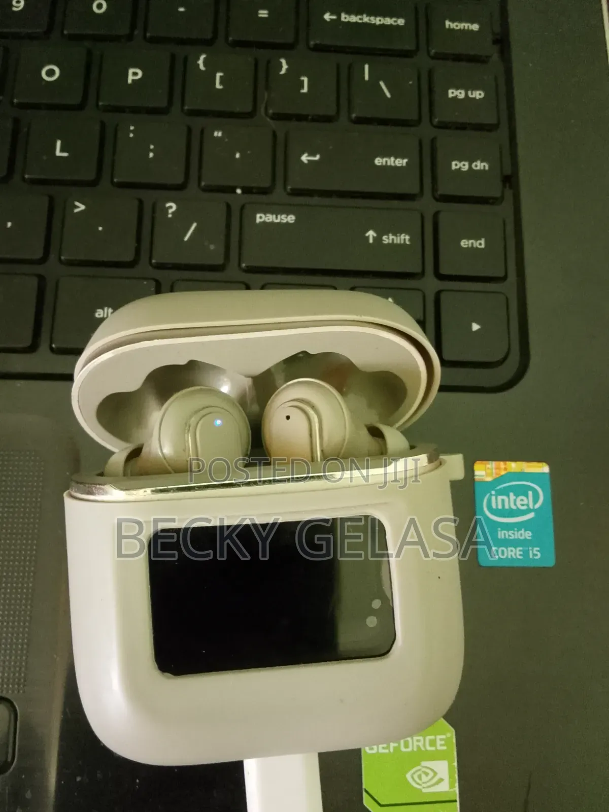 YW05 Smart Wireless Earbuds W/LCD Screen Charging Case&Noise Reduction