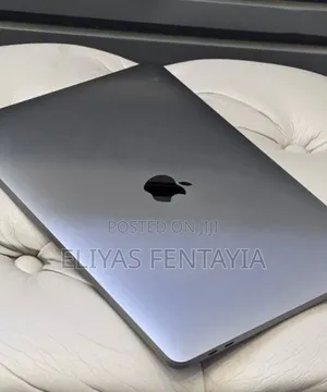 New Laptop Apple MacBook Pro 2019 16GB Intel Core i7 SSD 512GB