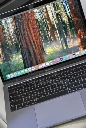 New Laptop Apple MacBook Pro 2019 16GB Intel Core i7 SSD 512GB