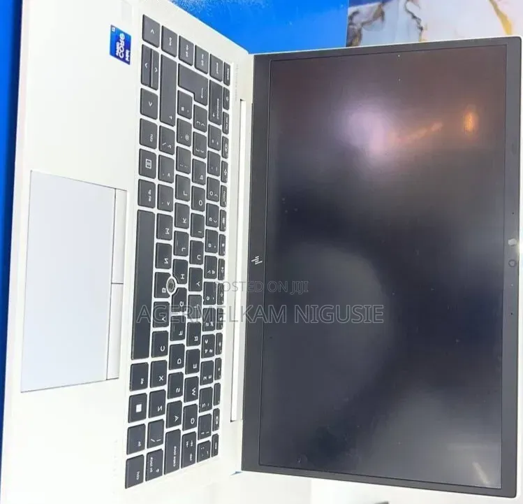 New Laptop HP EliteBook 840 10 16GB Intel Core i7 SSD 512GB