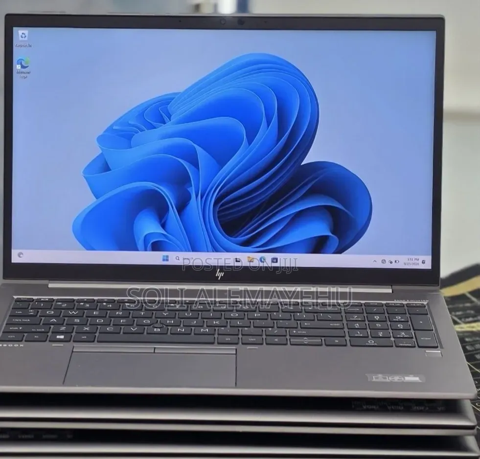New Laptop HP ZBook 15 16GB Intel Core i5 SSD 512GB