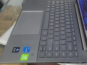 New Laptop HP Pavilion 15z 16GB Intel Core i5 SSD 512GB