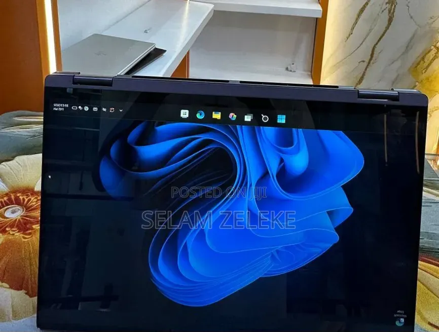 New Laptop Lenovo Yoga 9 16GB Intel Core Ultra 7 SSD 1T