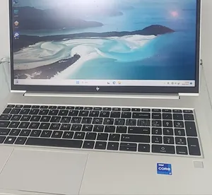 New Laptop HP EliteBook 840 G8 16GB Intel Core i5 SSD 512GB
