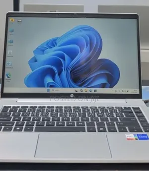 New Laptop HP EliteBook 640 G10 16GB Intel Core i7 SSD 1T