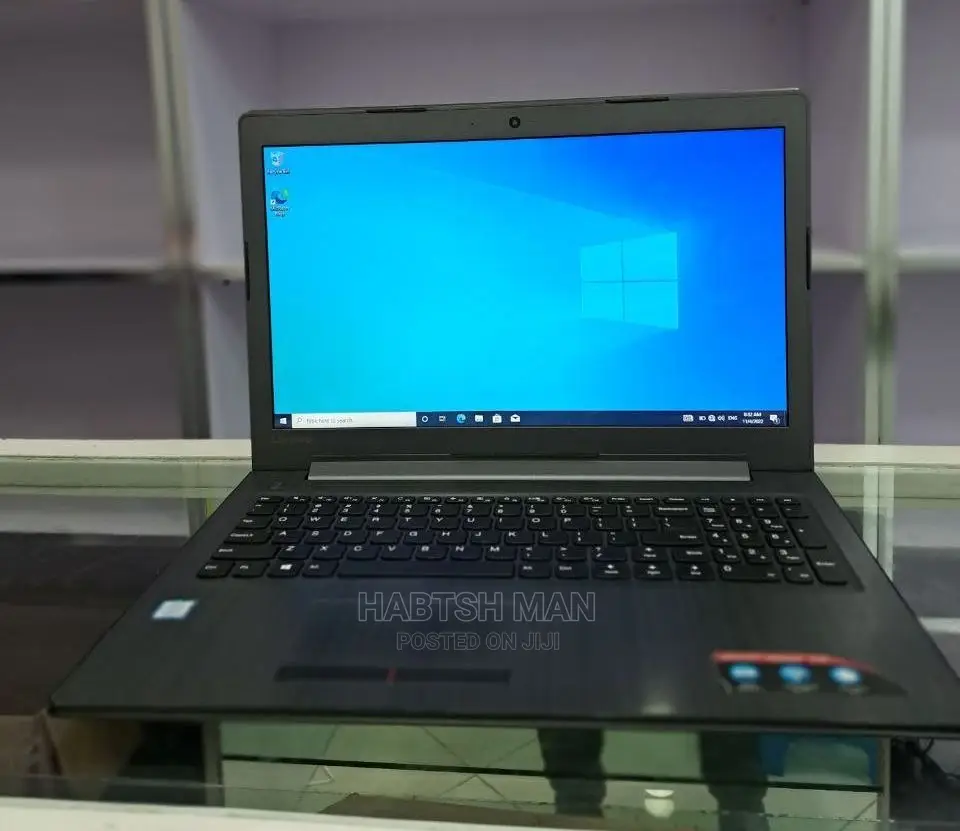 New Laptop HP EliteBook Folio 8GB AMD Ryzen 5 SSD 256GB