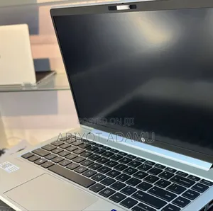 New Laptop HP ProBook 440 G9 16GB Intel Core i7 SSD 1T