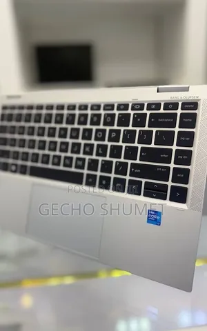 New Laptop HP EliteBook 1040 G8 16GB Intel Core i7 SSD 512GB