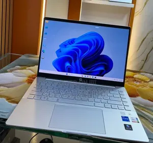 New Laptop HP 16GB Intel Core i5 SSD 512GB