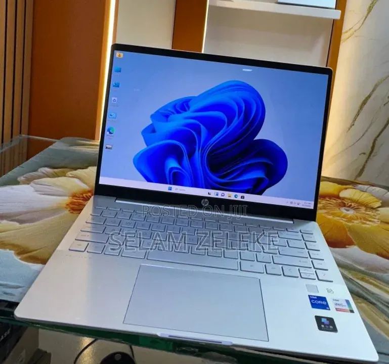 New Laptop HP 16GB Intel Core i5 SSD 512GB