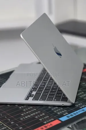 New Laptop Apple MacBook Air 2026 M5 16GB Apple M5 SSD 512GB