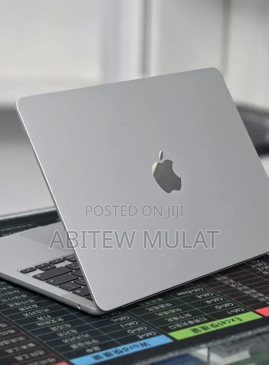 New Laptop Apple MacBook Air 2026 M5 16GB Apple M5 SSD 512GB