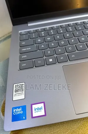 New Laptop Lenovo 16GB Intel Core 5 SSD 512GB