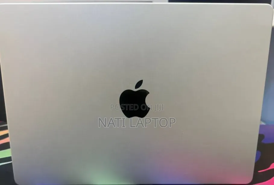 New Laptop Apple MacBook Pro 2021 M1 16GB Apple M1 Pro SSD 512GB