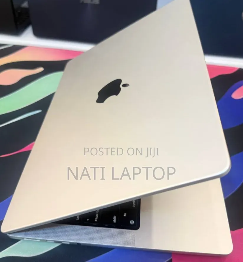 New Laptop Apple MacBook Pro 2021 M1 16GB Apple M1 Pro SSD 512GB