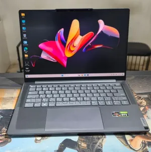 New Laptop Lenovo Yoga Slim 7 16GB AMD Ryzen 7 SSD 512GB