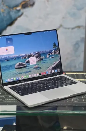New Laptop Apple MacBook Pro 2021 M1 16GB Apple M1 Pro SSD 1T