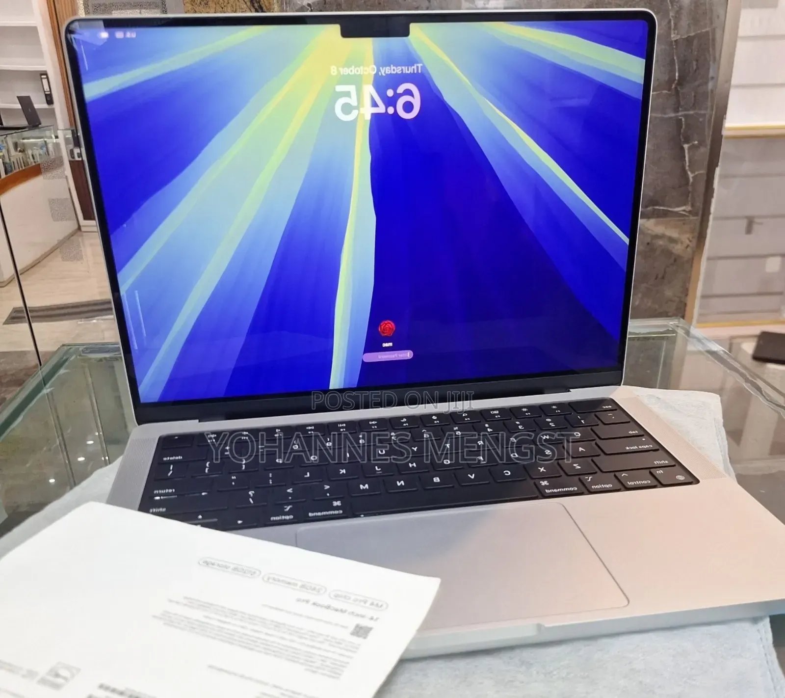 New Laptop Apple MacBook Pro 2024 M4 24GB Apple M4 SSD 512GB