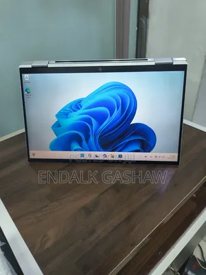 New Laptop HP EliteBook 1040 G8 16GB Intel Core i7 SSD 512GB