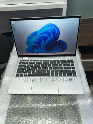 New Laptop HP EliteBook 1040 G8 16GB Intel Core i7 SSD 512GB