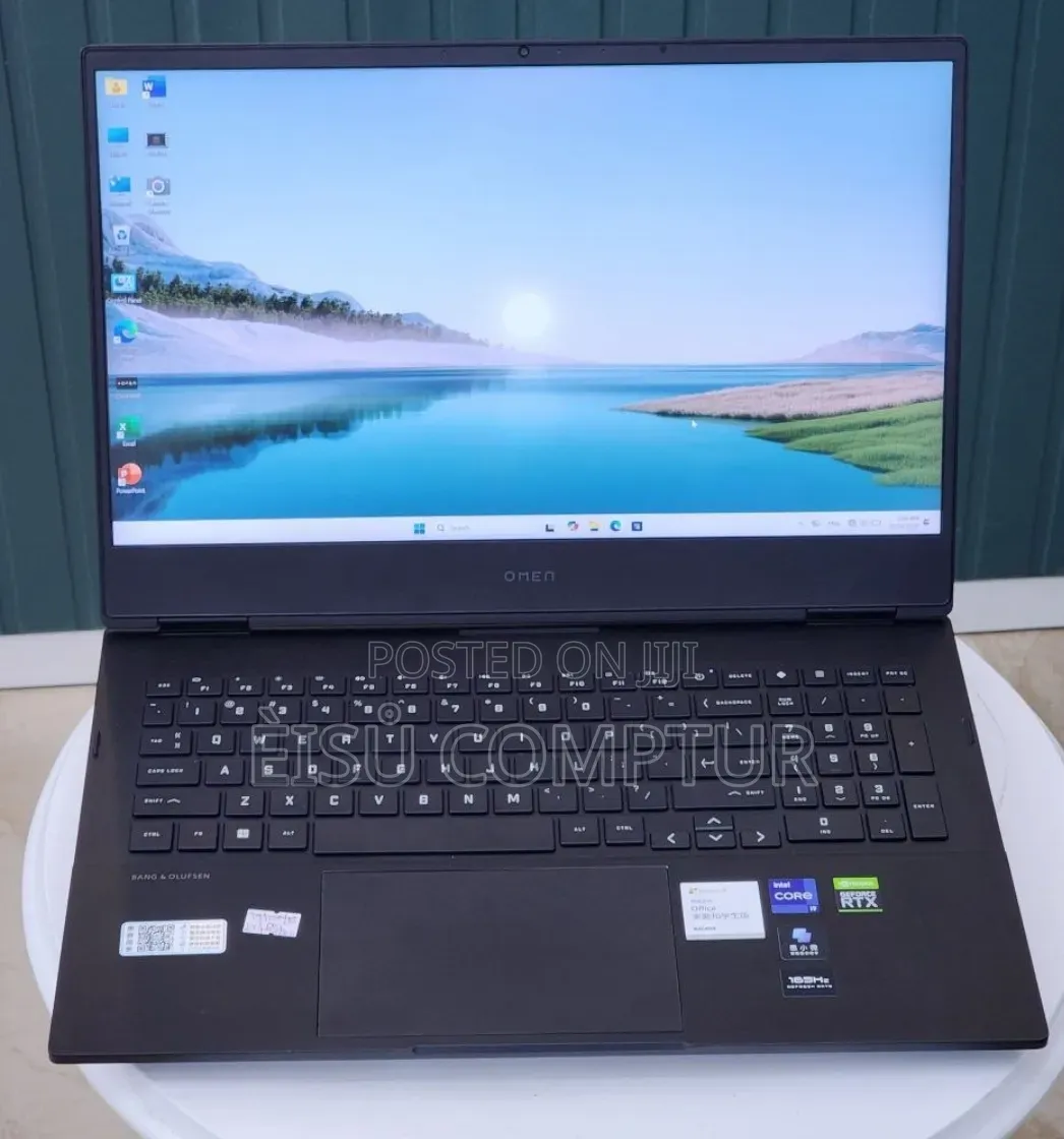 New Laptop HP Omen 16 16GB Intel Core i9 SSD 512GB