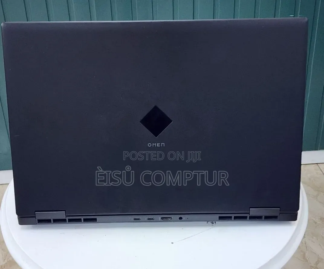 New Laptop HP Omen 16 16GB Intel Core i9 SSD 512GB