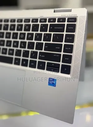 New Laptop HP EliteBook 1040 G8 16GB Intel Core i7 SSD 512GB