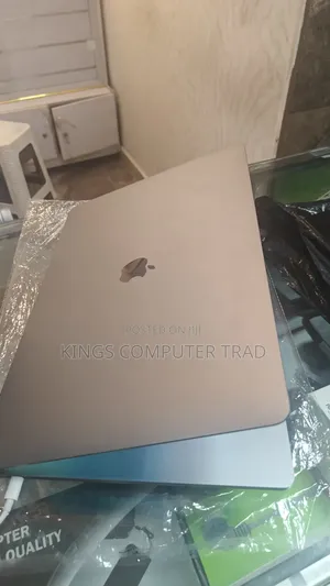 New Laptop Apple MacBook Pro 2019 64GB SSD 512GB