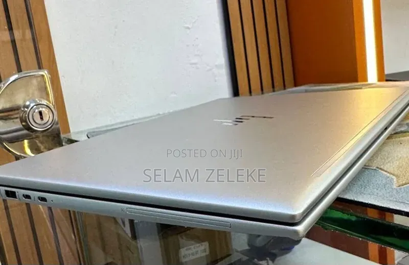 New Laptop HP EliteBook 840 G10 16GB Intel Core i7 SSD 512GB