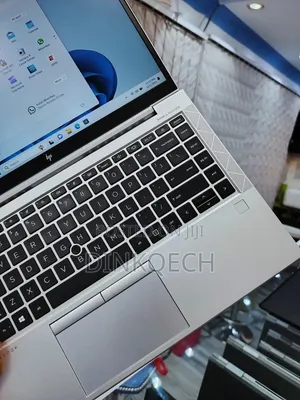 Laptop HP EliteBook 845 G8 16GB AMD Ryzen 5 SSD 512GB