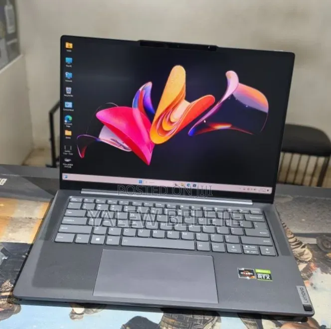 New Laptop Lenovo Yoga 2 16GB AMD Ryzen 7 SSD 512GB