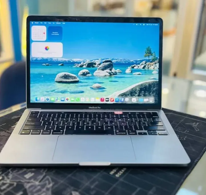 New Laptop Apple MacBook Pro 2022 M2 8GB Apple M2 SSD 512GB