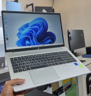 New Laptop HP ProBook 450 G8 16GB Intel Core i7 SSD 512GB