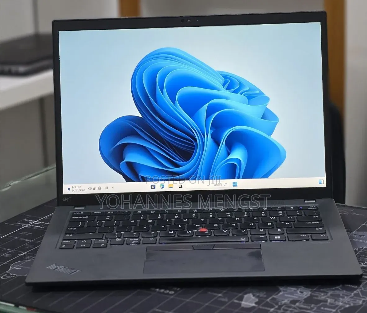 New Laptop Lenovo ThinkPad T14 16GB Intel Core i7 SSD 512GB