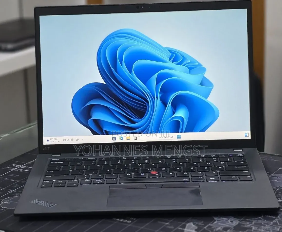 New Laptop Lenovo ThinkPad T14 16GB Intel Core i7 SSD 512GB
