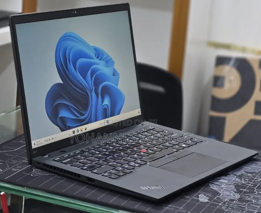 New Laptop Lenovo ThinkPad T14 16GB Intel Core i7 SSD 512GB