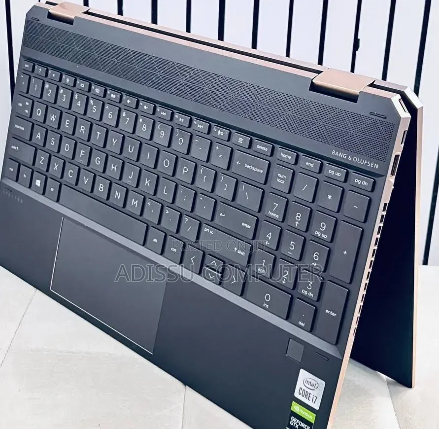 New Laptop HP Spectre 16GB Intel Core i7 SSD 1T