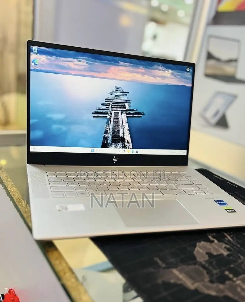 New Laptop HP Envy 15 16GB Intel Core i7 SSD 512GB
