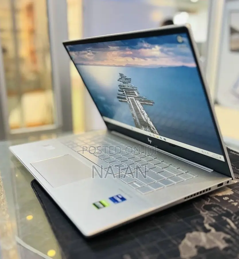 New Laptop HP Envy 15 16GB Intel Core i7 SSD 512GB