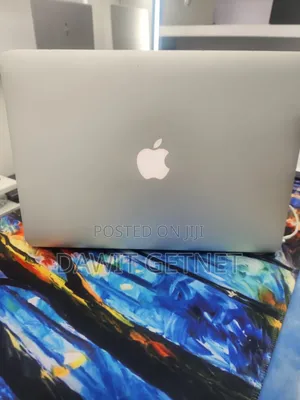 New Laptop Apple MacBook Air 2014 4GB Intel Core i5 SSD 128GB