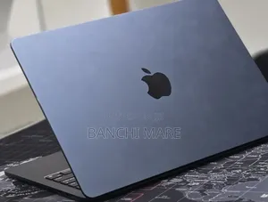 New Laptop Apple MacBook Air 2022 M2 8GB Apple M2 SSD 256GB