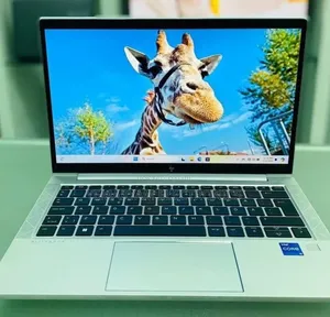 New Laptop HP EliteBook 830 G8 16GB Intel Core i5 SSD 512GB