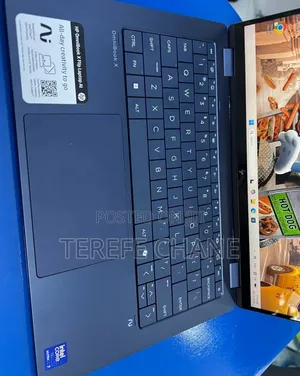 New Laptop HP OmniBook Ultra Flip 14" 16GB Intel Core Ultra 7 SSD 1T