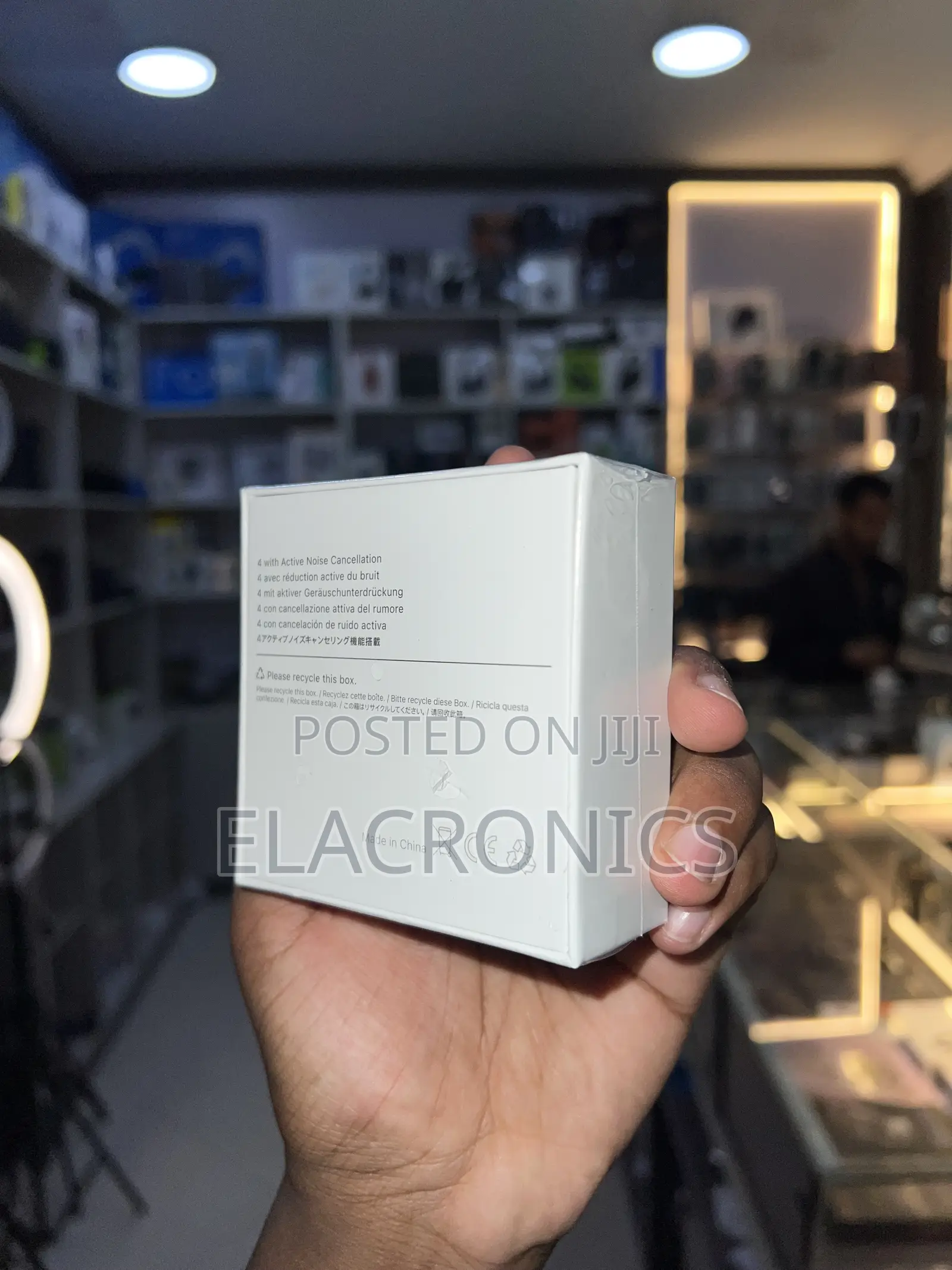 Wireless Earbuds With Active Noise Cancellation (ANC)