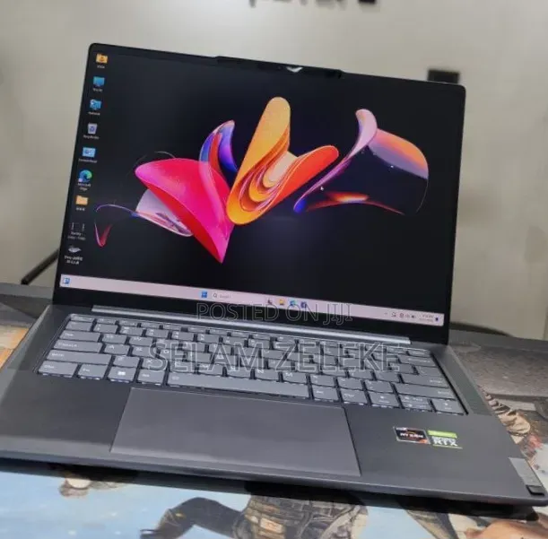 New Laptop Lenovo 16GB AMD Ryzen 7 SSD 512GB