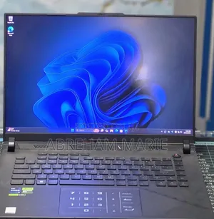 New Laptop Asus ROG Strix G15 32GB Intel Core i9 SSD 1T