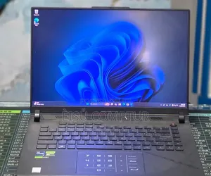 New Laptop Asus ROG Strix G15 32GB Intel Core i9 SSD 1T