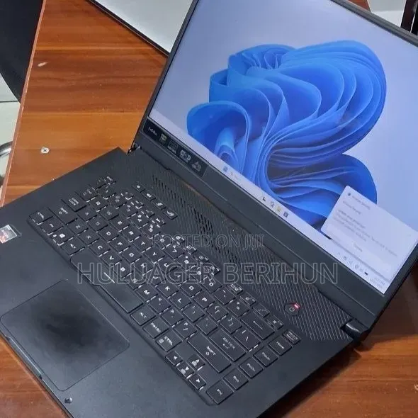 New Laptop Asus ROG Strix G15 16GB Intel Core Ultra 7 SSD 512GB